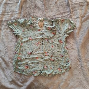 Mason & Belle Landon Flutter Sleeve Top